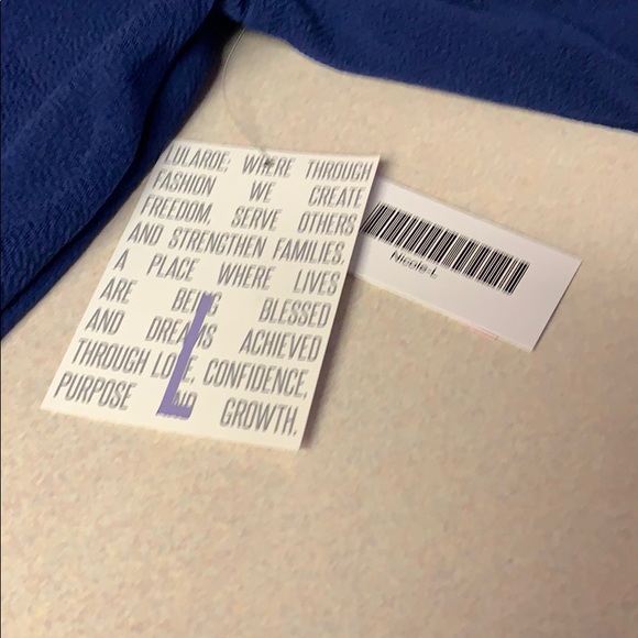 LuLaRoe Nicole - Picture 2 of 2